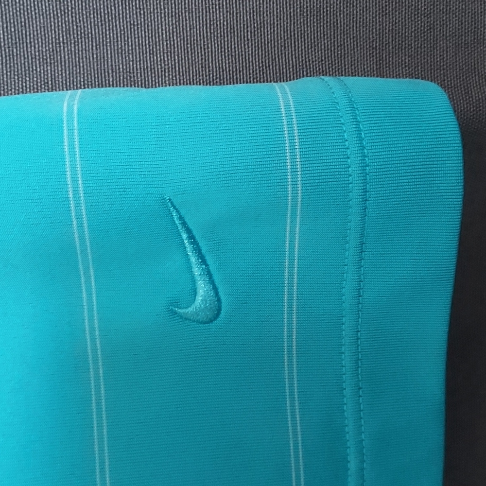Golf Top - Picture 3 of 4